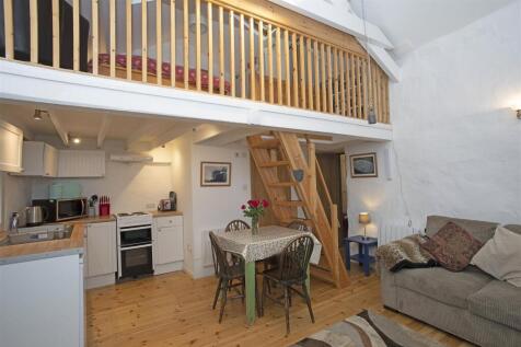 Cottage Kitchen_Dining (1).jpg