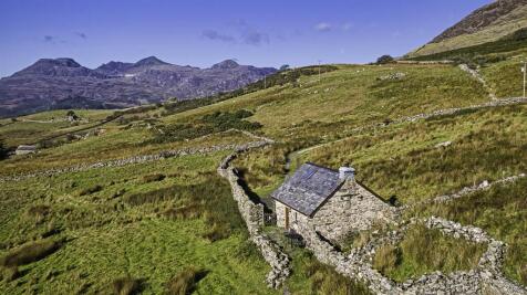 House &amp; Views (5).jpeg