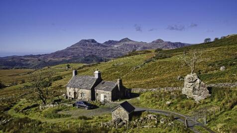 House &amp; Views (7).jpeg