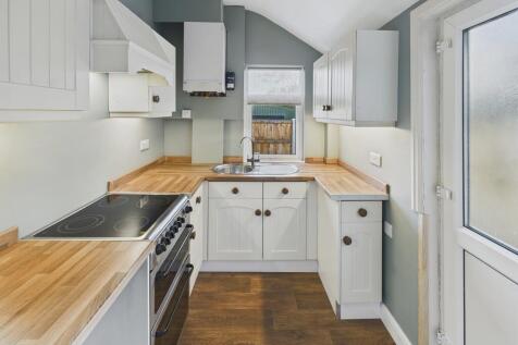 CAM04273G0-PR0230...