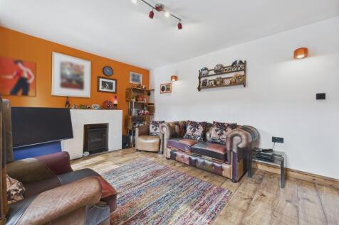 CAM04273G0-PR0175...