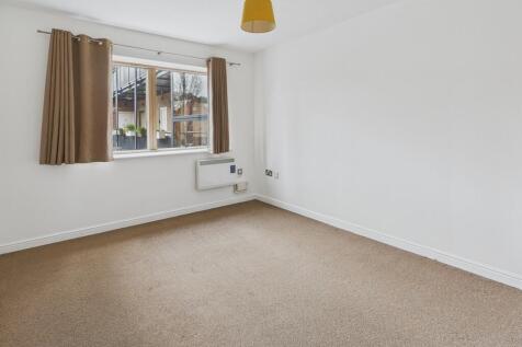 CAM04273G0-PR0225...