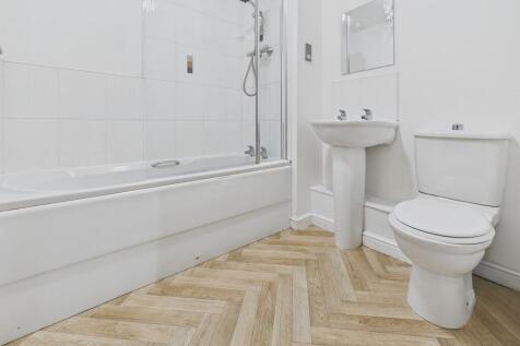 CAM04273G0-PR0225...