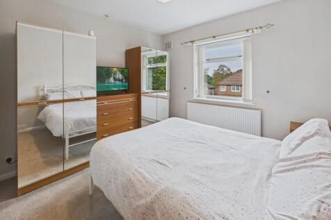 CAM04273G0-PR0205...