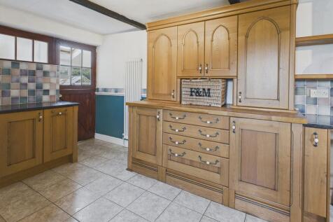 CAM04273G0-PR0214...