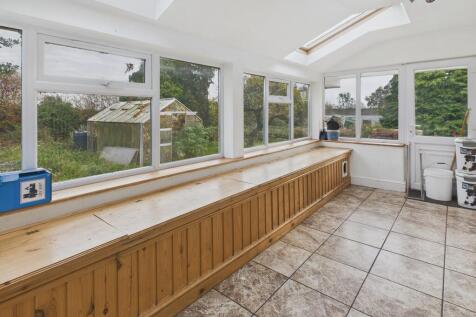 CAM04273G0-PR0214...