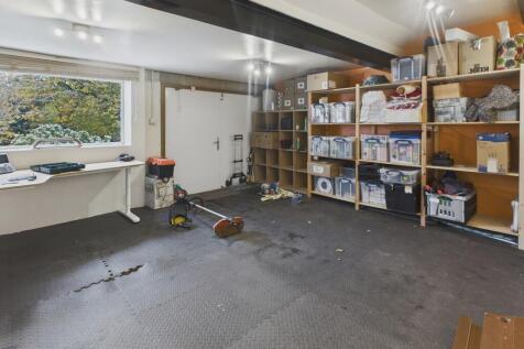 CAM04273G0-PR0214...