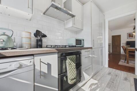 CAM04273G0-PR0170...