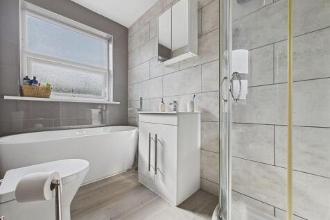 CAM04273G0-PR0170...