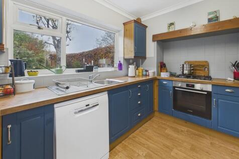 CAM04273G0-PR0217...