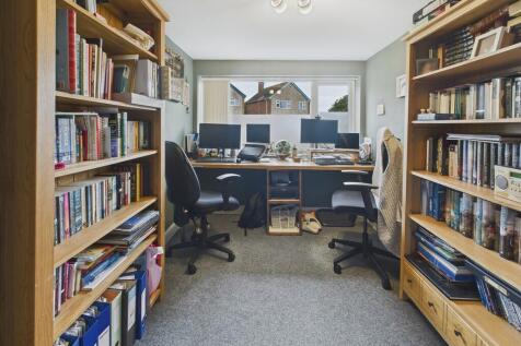 CAM04273G0-PR0217...