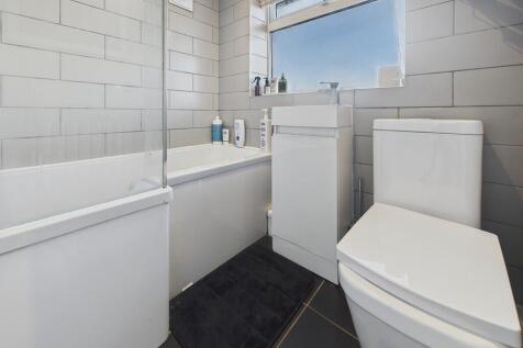 CAM04273G0-PR0221...