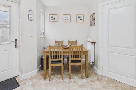 CAM04273G0-PR0223...