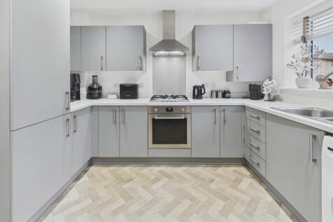 CAM04273G0-PR0241...