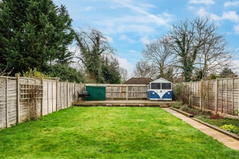 19-Cleeve-Road-27