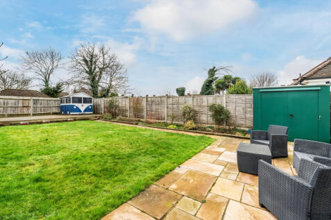 19-Cleeve-Road-28
