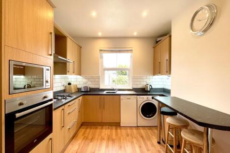Fitted Kitchen