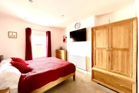 Bedroom 2.jpeg