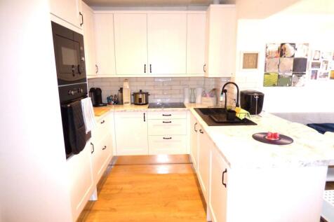 Fitted Kitchen