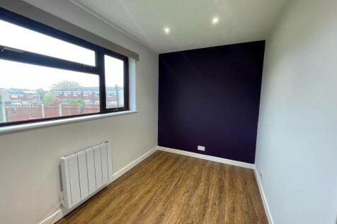 43 Carlton - Bedroom