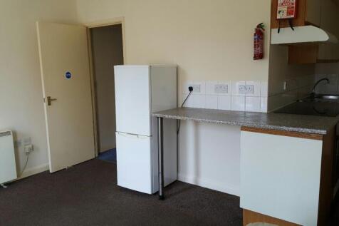 Kitchen/louge
