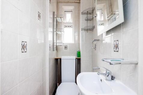Toilet.jpg
