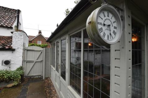 summer house/bar
