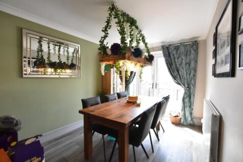 Lounge / Diner