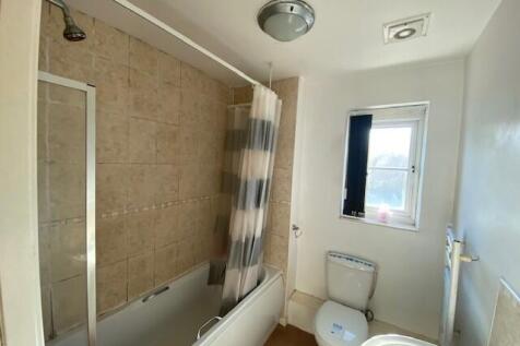 Bathroom T202503201542.jpg