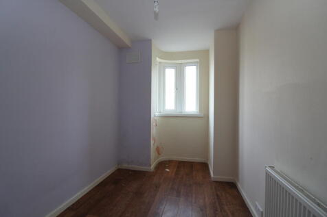 BEDROOM THREE T202502211620.jpg