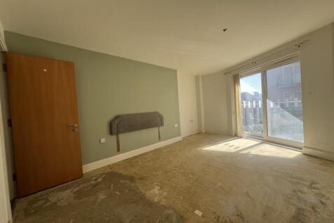 BEDROOM ONE T202504141644.jpg