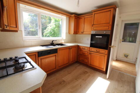 Kitchen T202505081059.jpg