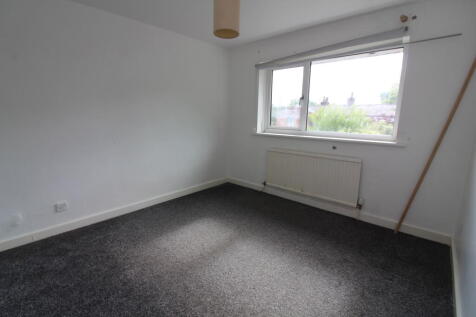 Bedroom 1 T202505081059.jpg