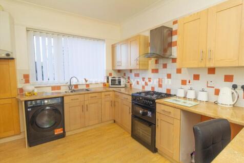 Kitchen T202504221432.jpg