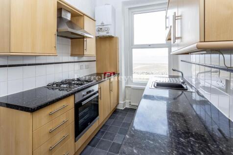 Flat 1 Kitchen T202504221553.jpg