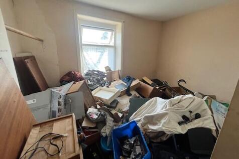 Bed2 T202505201415.jpg