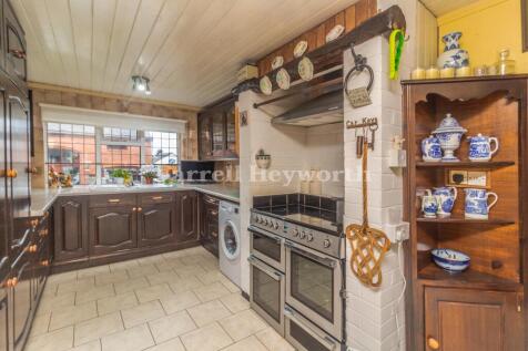 Kitchen Image 6 T202502281235.jpg