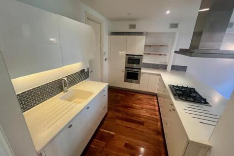 Kitchen T202505281058.jpg