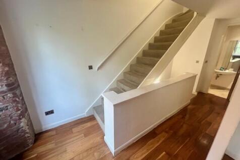 Stairs T202505281058.jpg
