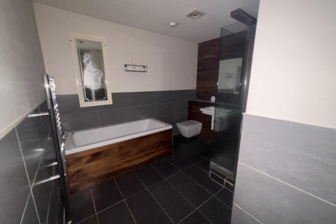 Bathroom T202506061612.jpeg