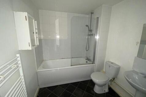 Bathroom T202506061309.jpg