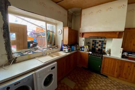 KITCHEN T202506131635.jpg