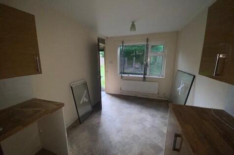 KITCHEN 2 T202506191559.jpg