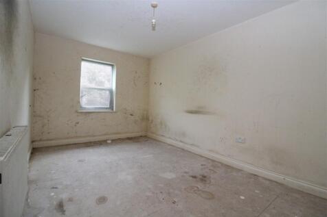Bedroom One T202506241556.jpg
