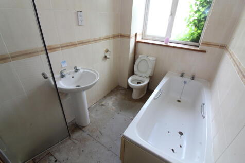 Bathroom T202506301437.jpg