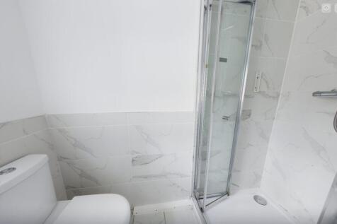 Shower T202507011452.jpg
