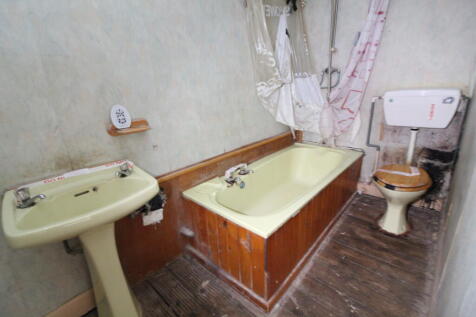 Bathroom T202507011634.jpg