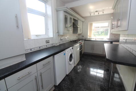 Kitchen T202508071644.jpg