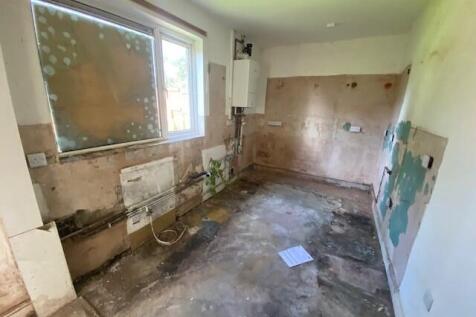 KITCHEN 2 T202508041629.jpg