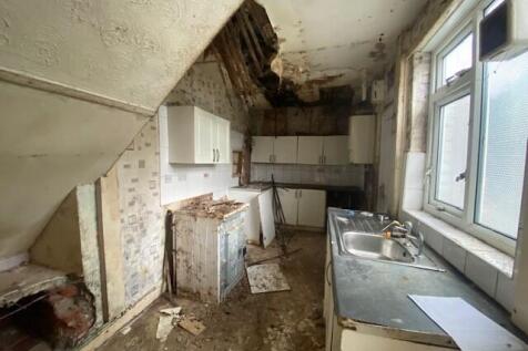 Kitchen T202508051049.jpg